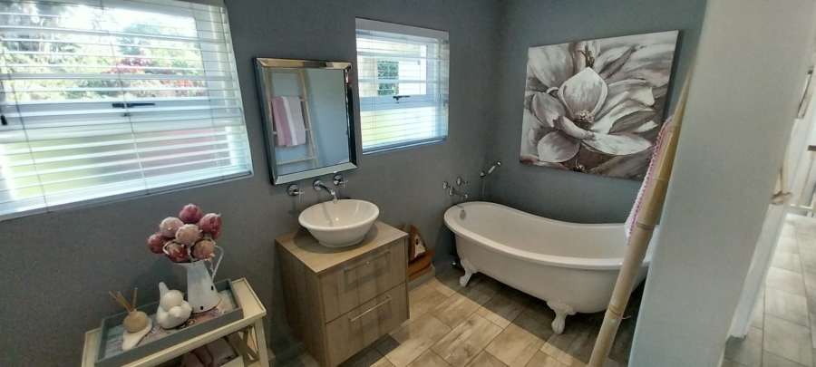 4 Bedroom Property for Sale in Bonnie Doone Eastern Cape